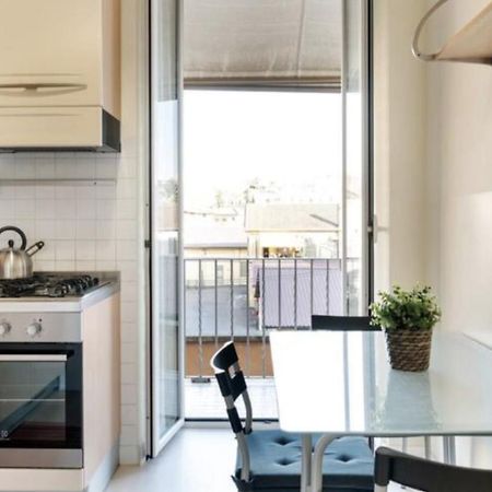 Sunny Flat In Elegant Building Close To Colosseum 로마 외부 사진