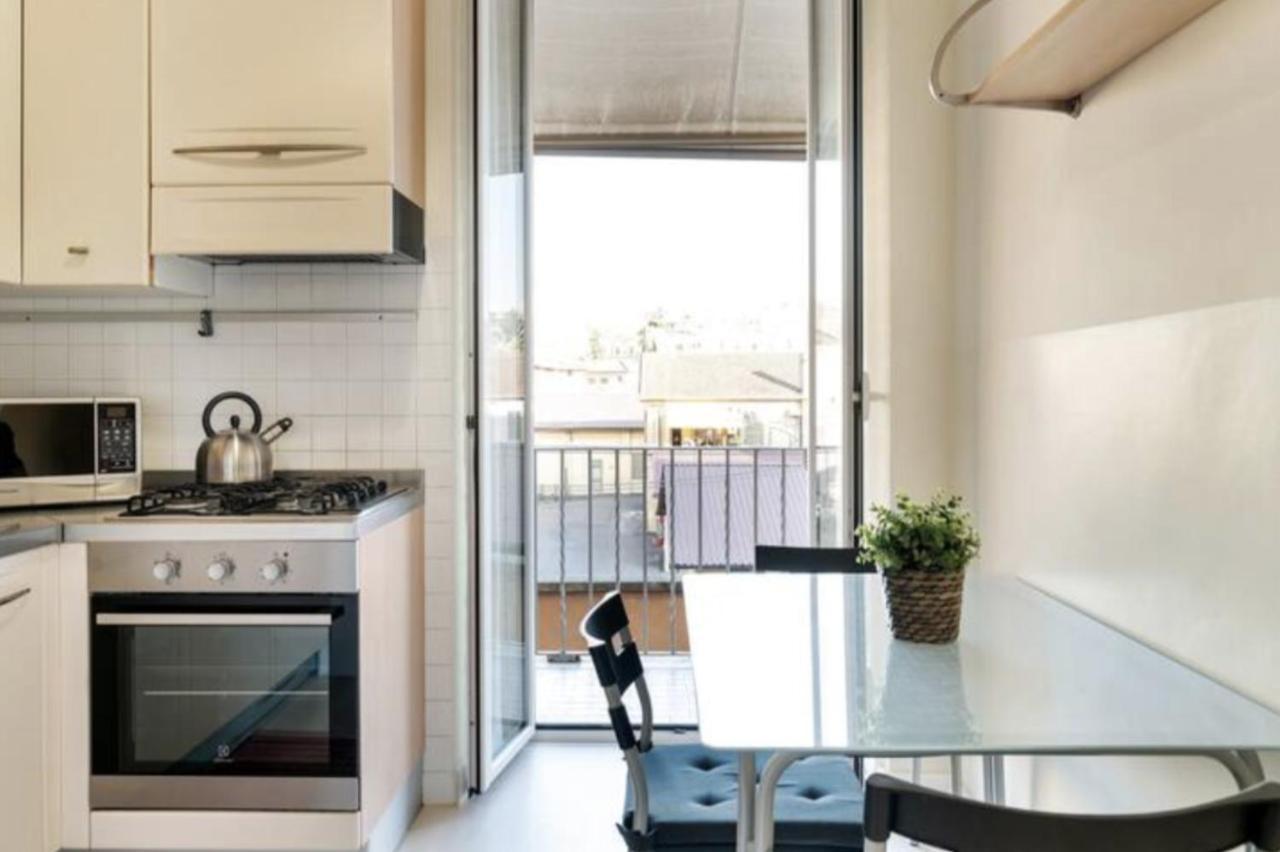 Sunny Flat In Elegant Building Close To Colosseum 로마 외부 사진